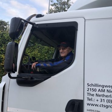 Co (74) is chauffeur in hart en nieren